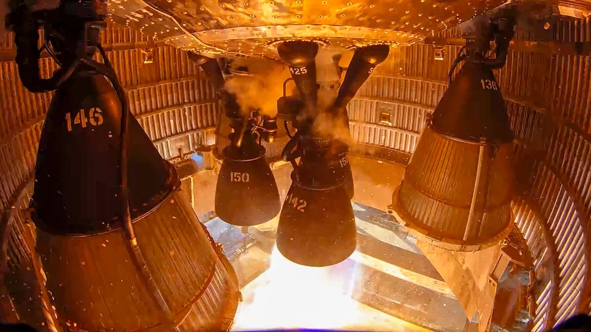 SpaceX's next Starship breathes fire for 1st time in prelaunch test (video)