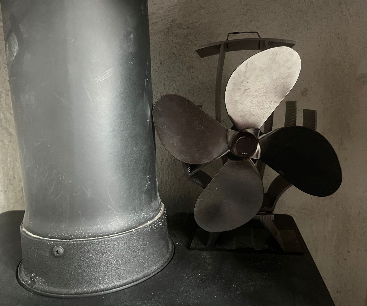 forest master stove fan next to flue