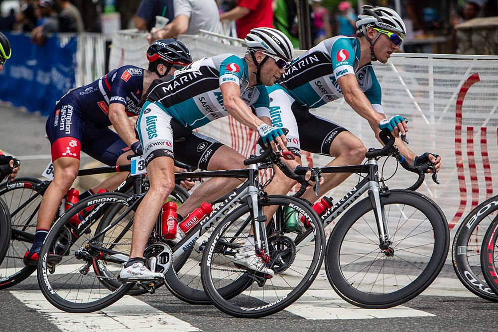 Chris Horner (Airgas) sits back in the bunch