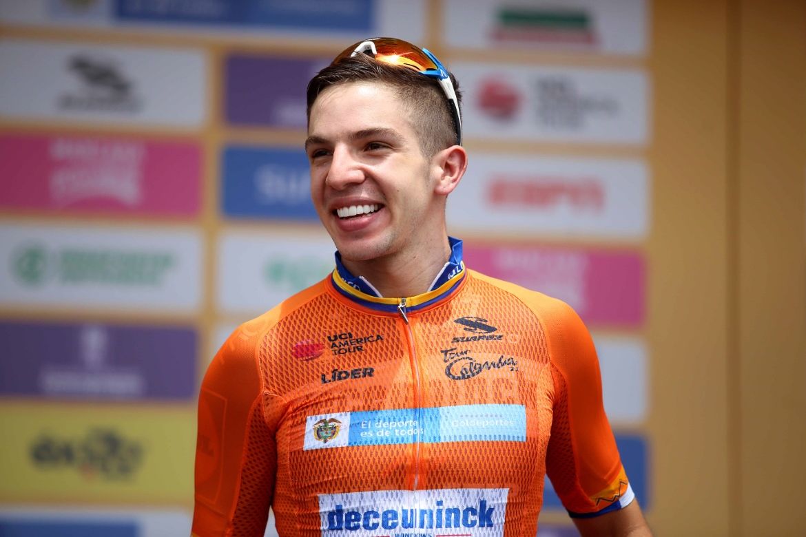 Alvaro Hodeg (Deceuninck-Quickstep) in the leader's jersey