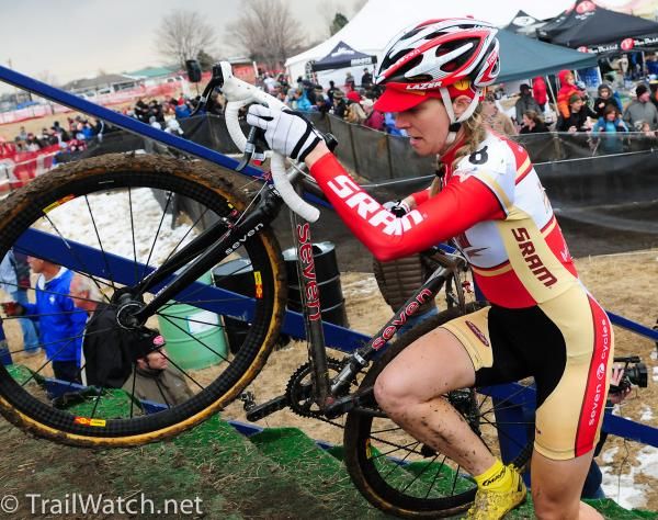 Maureen Bruno-Roy (Seven Cycles) on the run-up