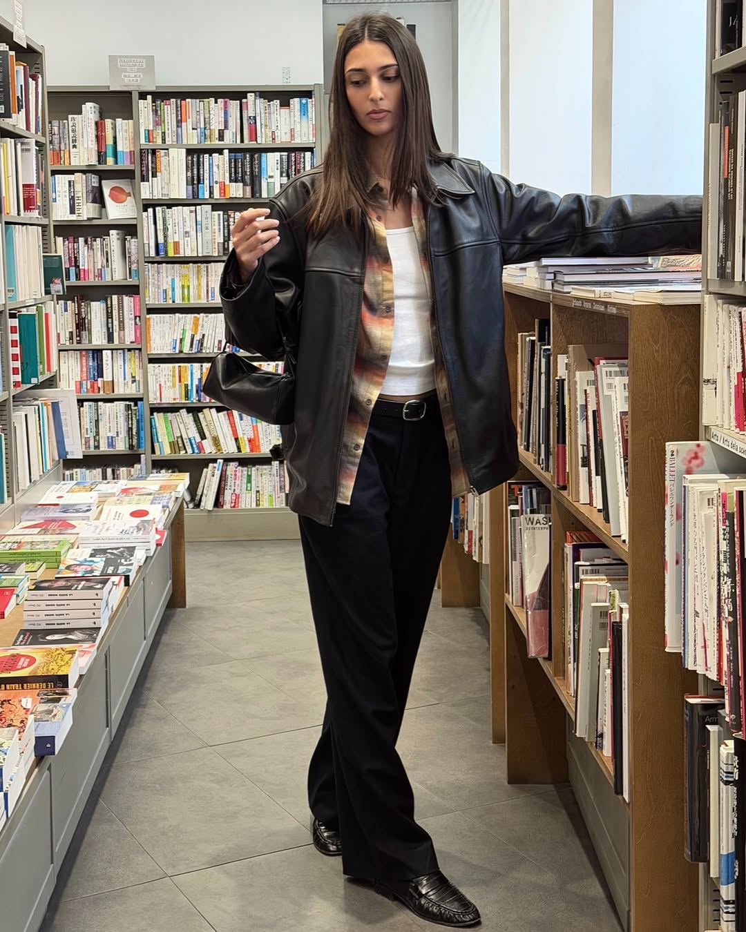 Salome in gathered loafers