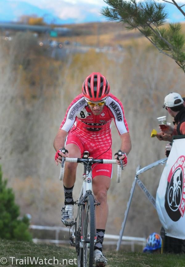 Geoff Kabush (Team Maxxis) riding a run-up.