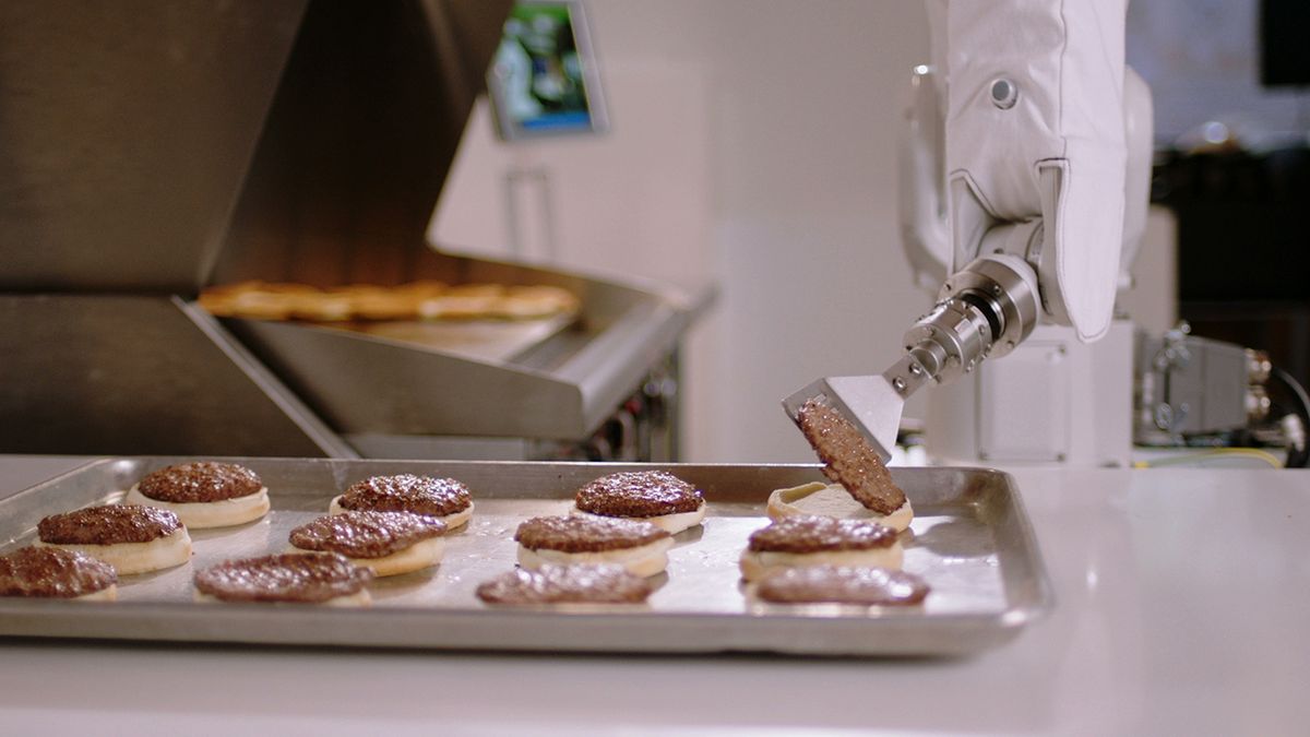 This robot can cook a burger in less than 60 seconds - CyberGuy