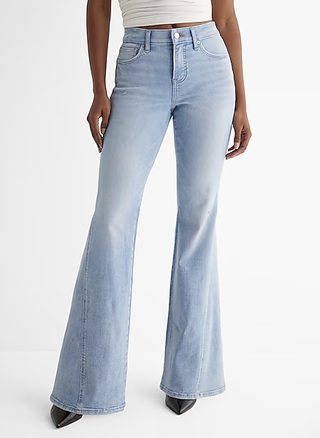 Mid Rise Light Wash Slant Seam '70s Flare Jeans