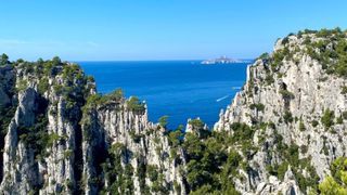 a part of a hike in the Calanques National Park that leads to the Cakanque d'En Vau beach