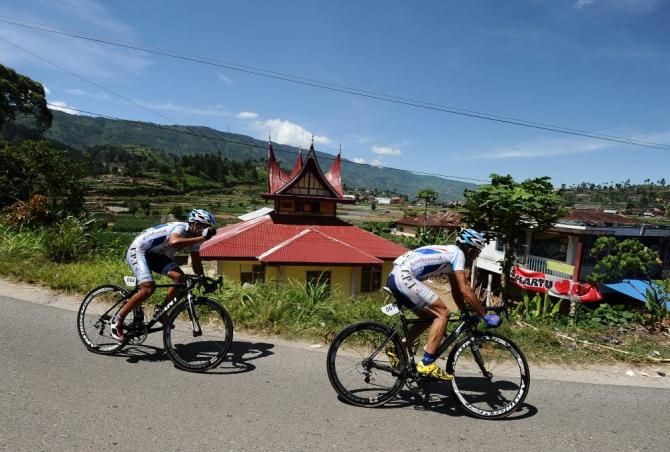 The leading Iranian duo tore the race apart