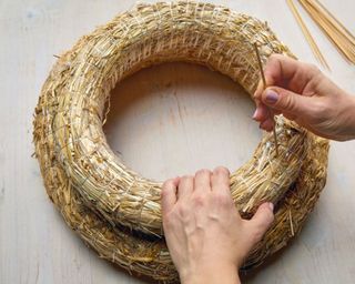 straw frame for making a wreath