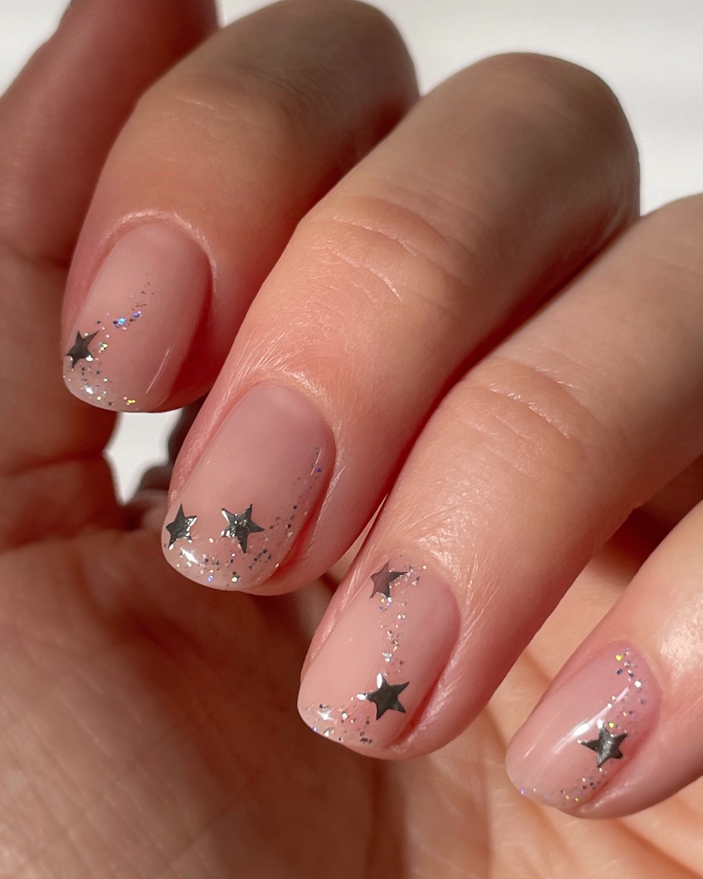nail art on short nails