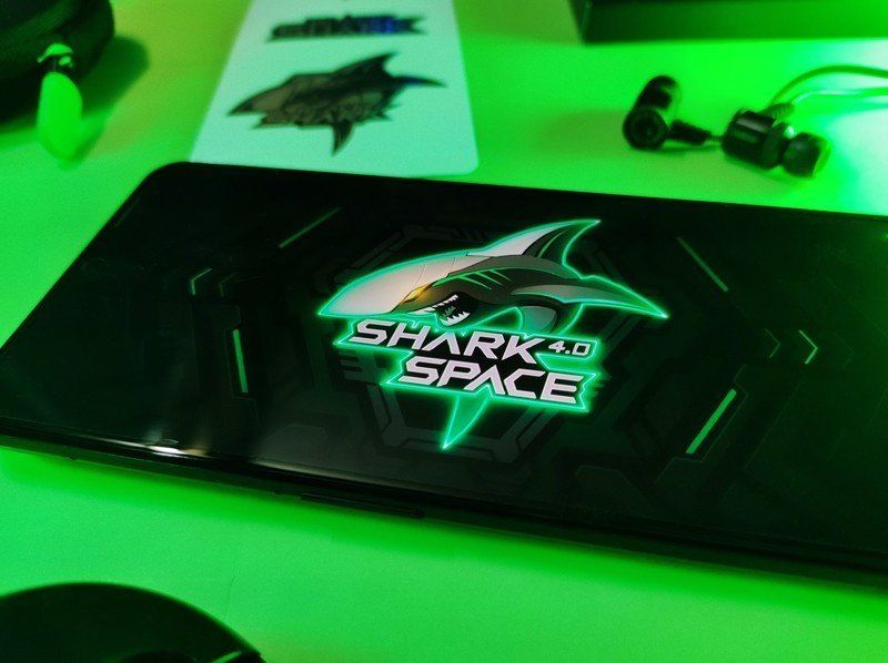 Black Shark 4 Pro Lifestyle