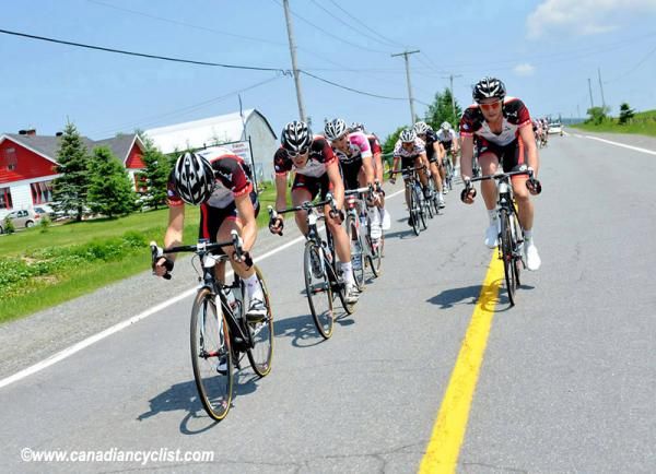 V Australia spent a lot of time at the front pulling the break back