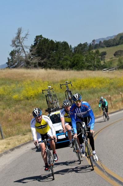 Boardman and Sutherland inspect the Solvang time trial course.