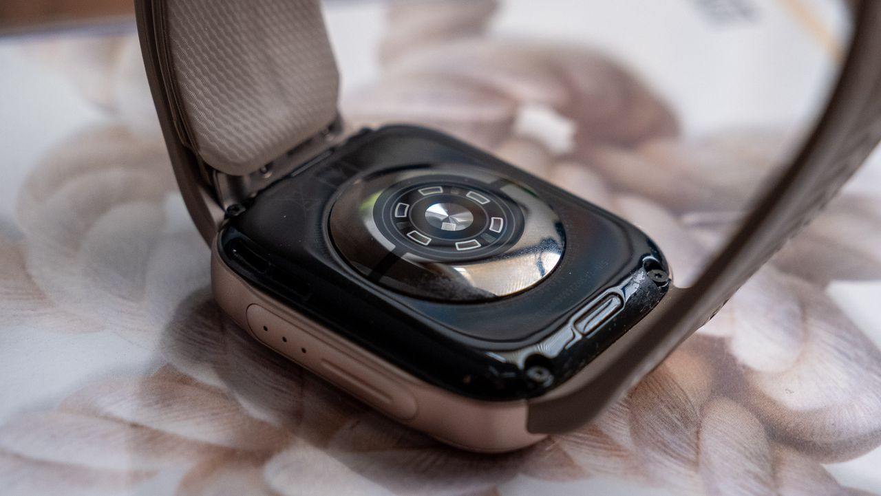 Huawei Watch D3 review