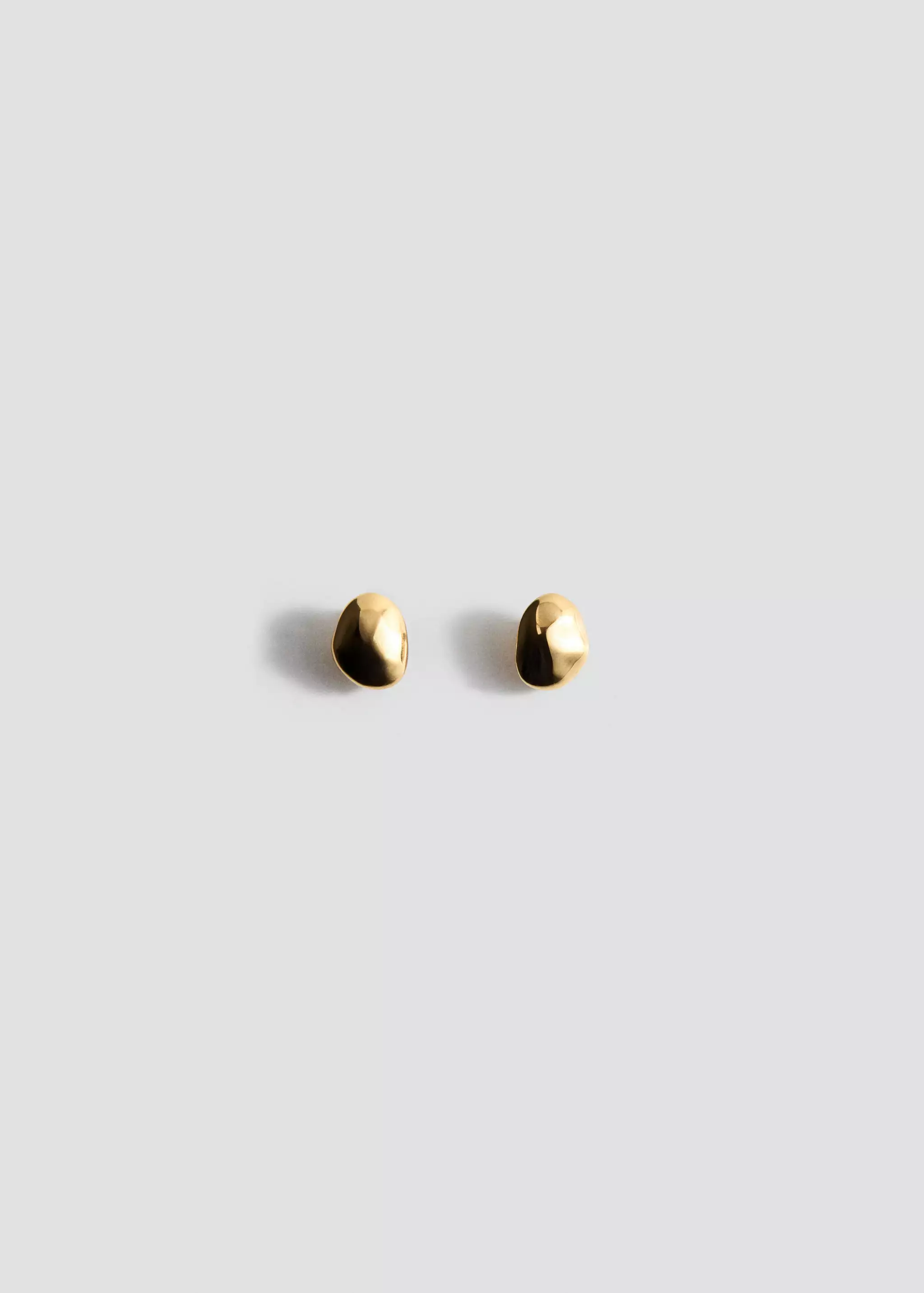 Round Embossed Stainless Steel Earrings - Women | Mango United Kingdom