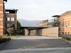 Azimut HQ by Michele de Lucchi