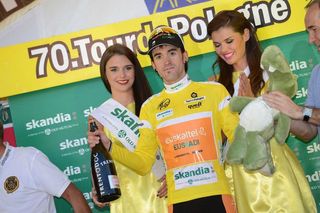 Izaguirre earns first leader's jersey of career in Poland