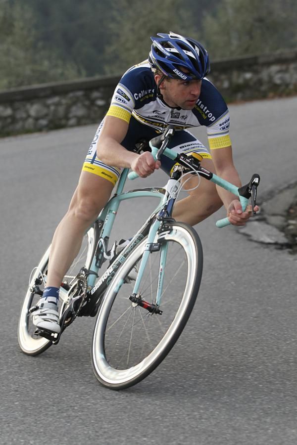 Stijn Devolder in the Vacansoleil 2012 kit