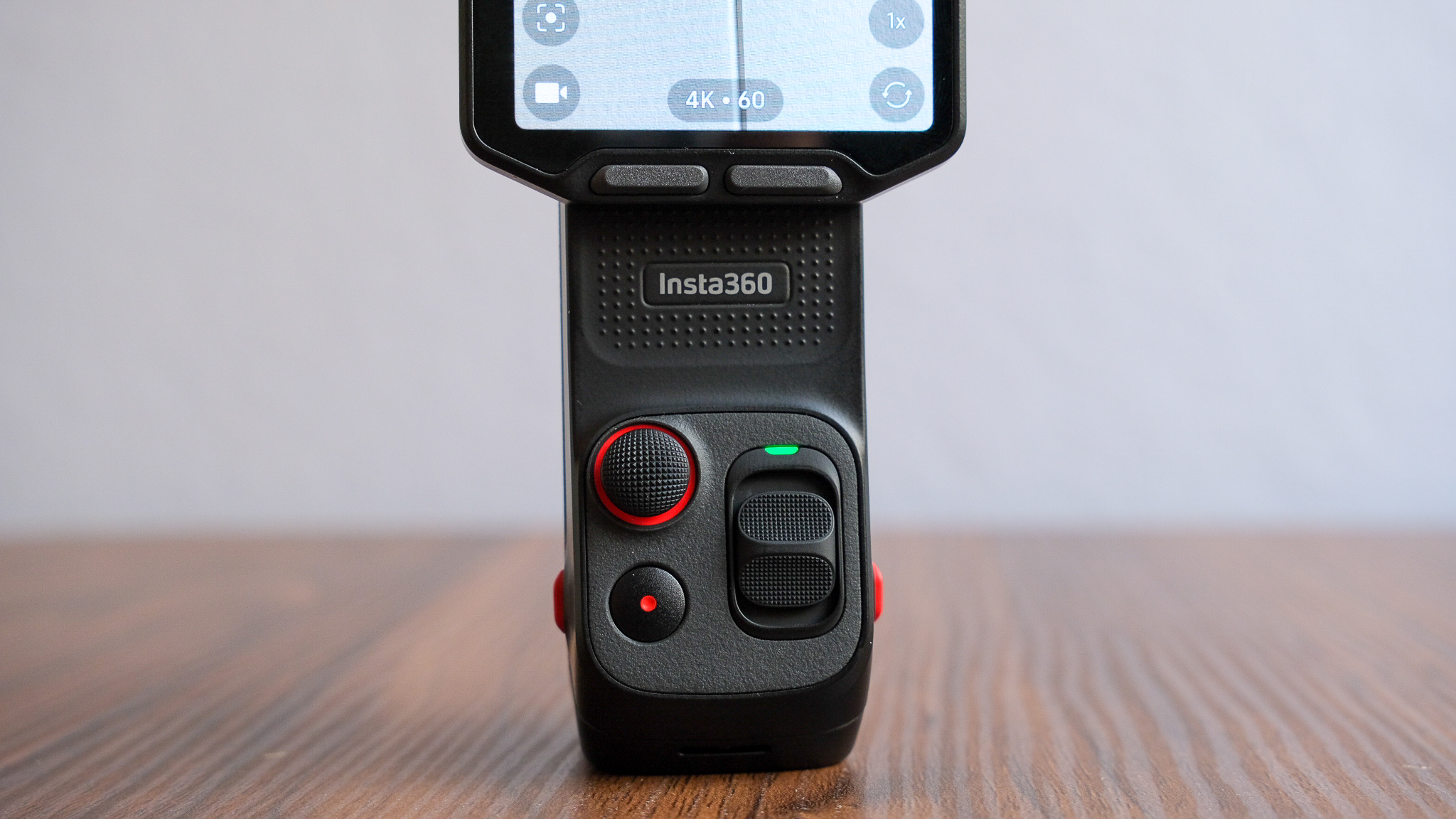 Insta360 Luna Ultra hands-on