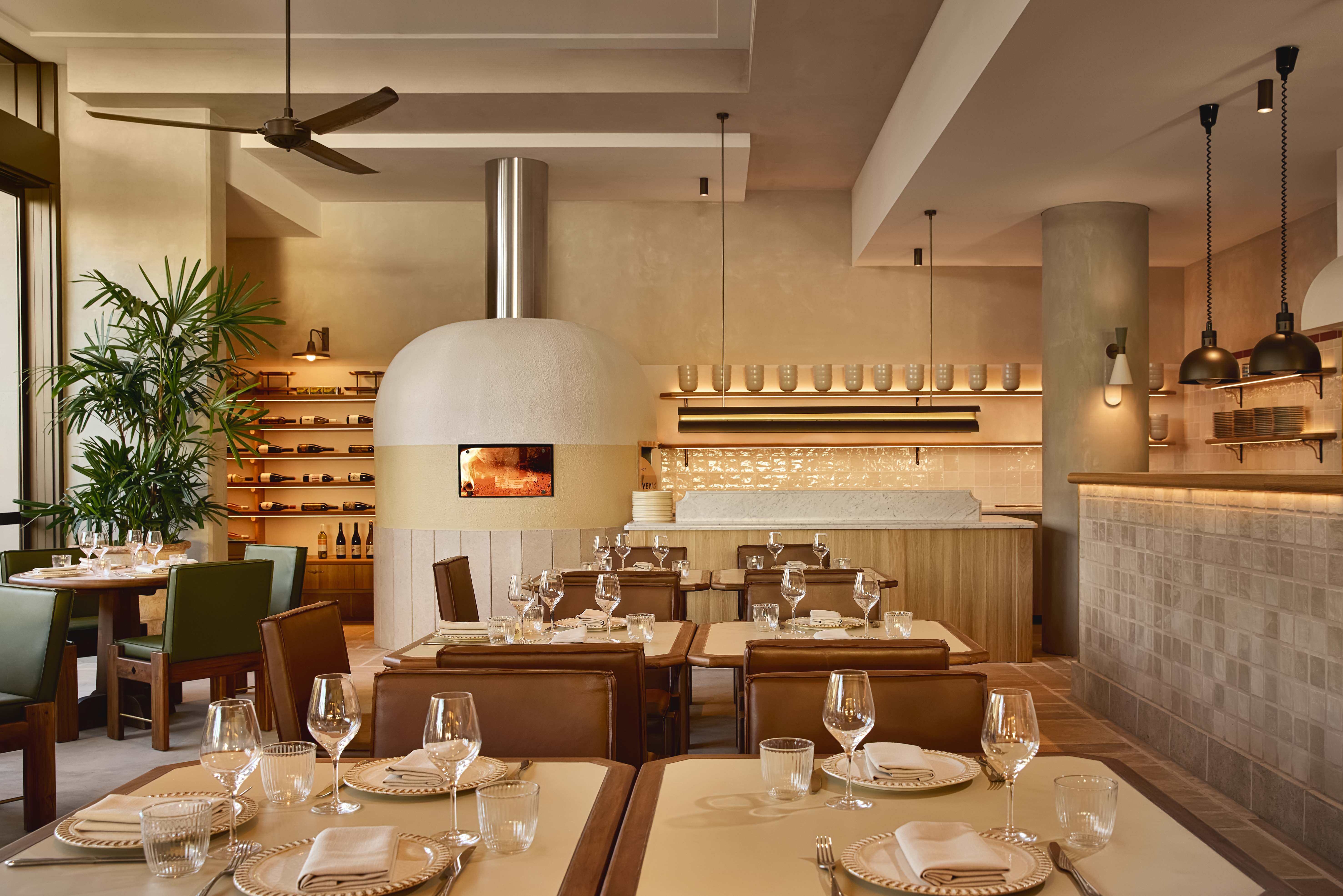 mondrian gold coast hotel review