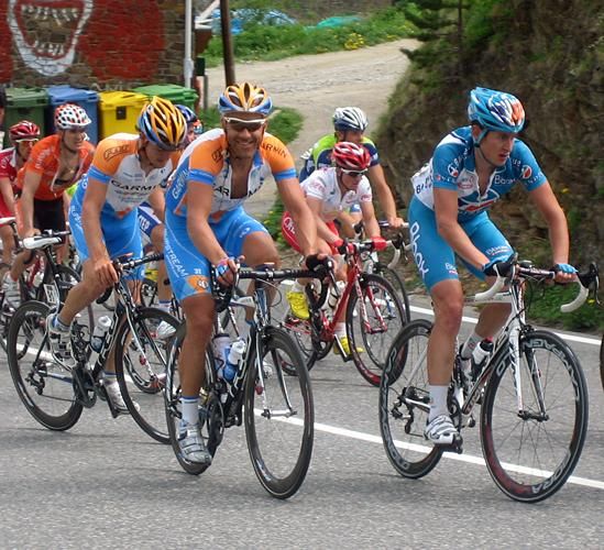 Svein Tuft rode with less pain after treatment with Traditional Chinese Medicine.
