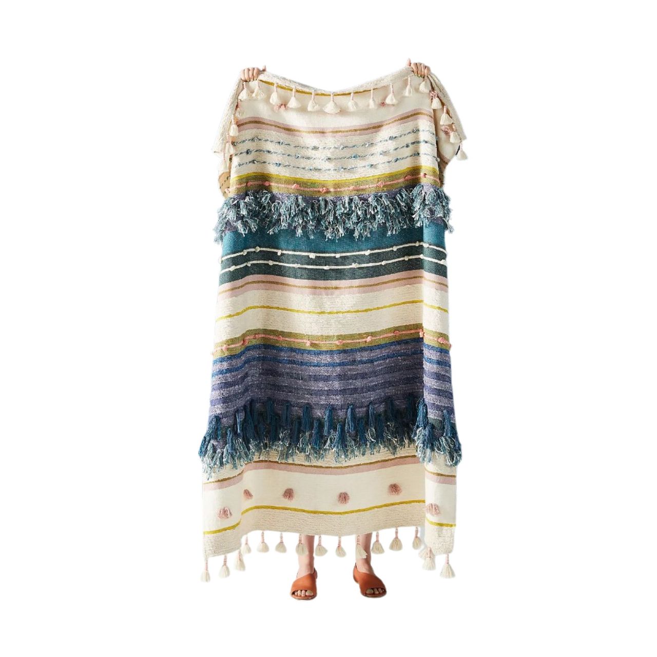 9 fall throw blankets that are perfect for wrapping up in | Real Homes