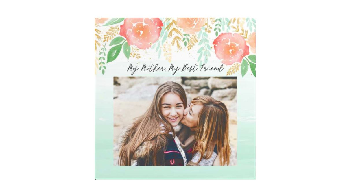 Make your mom a photo book as the perfect Mother&#039;s Day gift