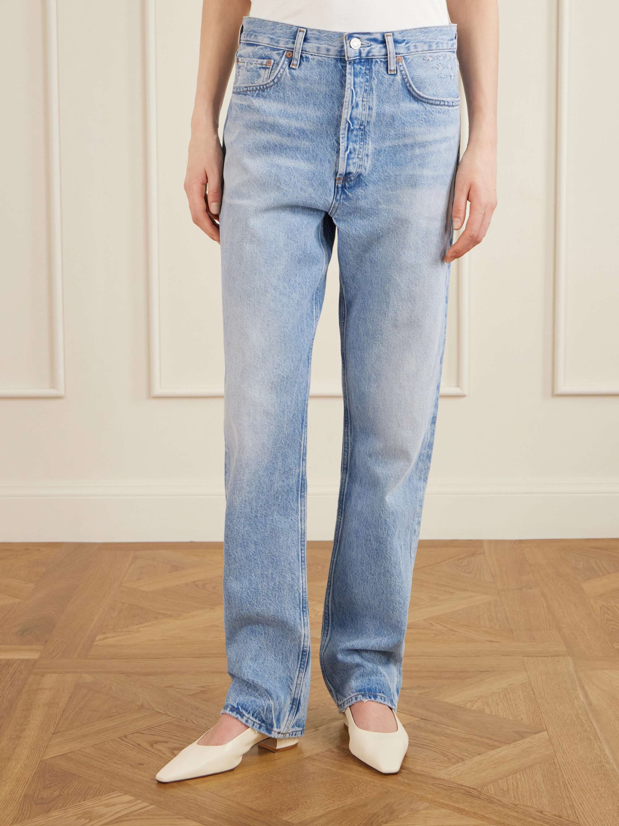90s in the 32&amp;rdquo; Inseam Mid-Rise Straight-Leg Jeans