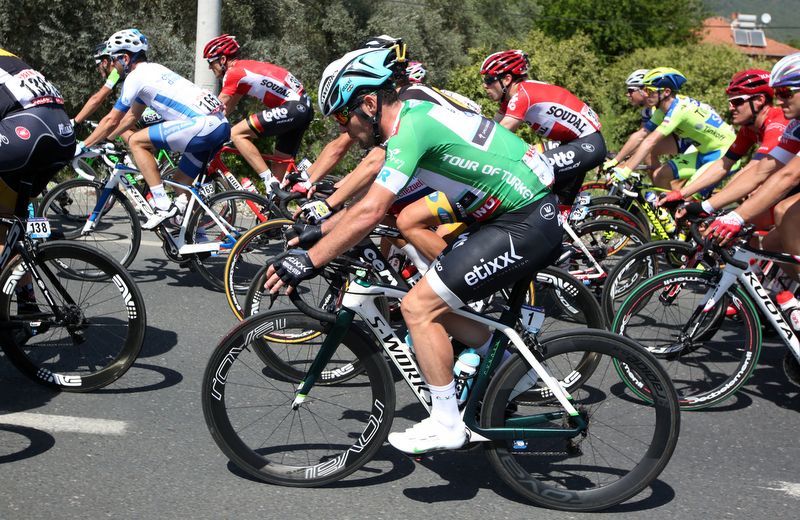 Mark Cavendish (Etixx-Quick Step) in the bunch