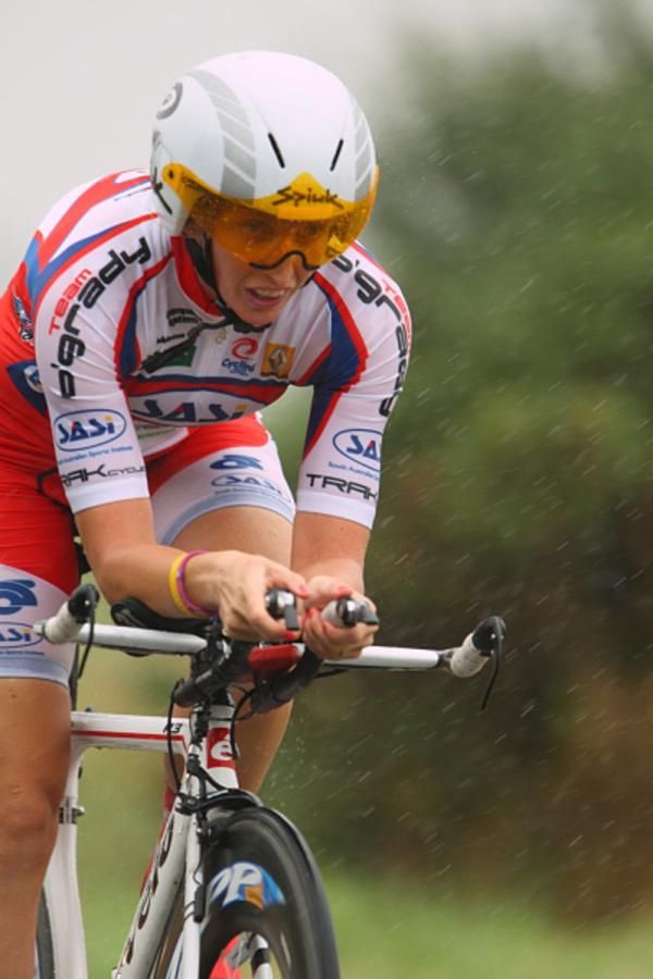Taryn Heather (Mildura-Coomealla CC) was three seconds away from winning, she only began cycling a few months ago