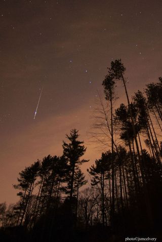 2013 Lyrid Meteor Over Westborough, MA