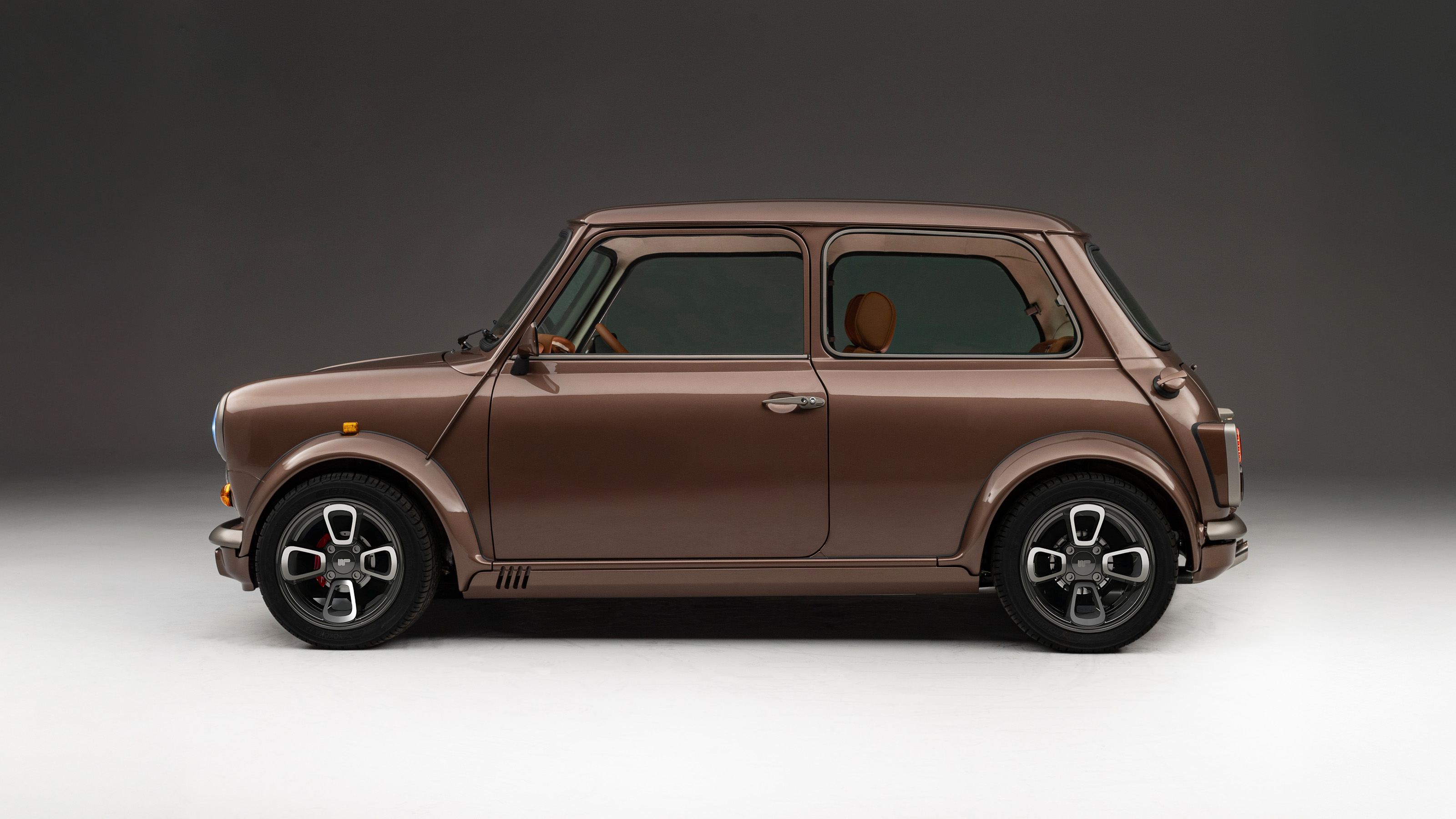 Wood & Pickett Mini by Callum