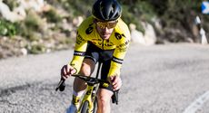 Simon Yates on training camp with new team Visma–Lease a BIke