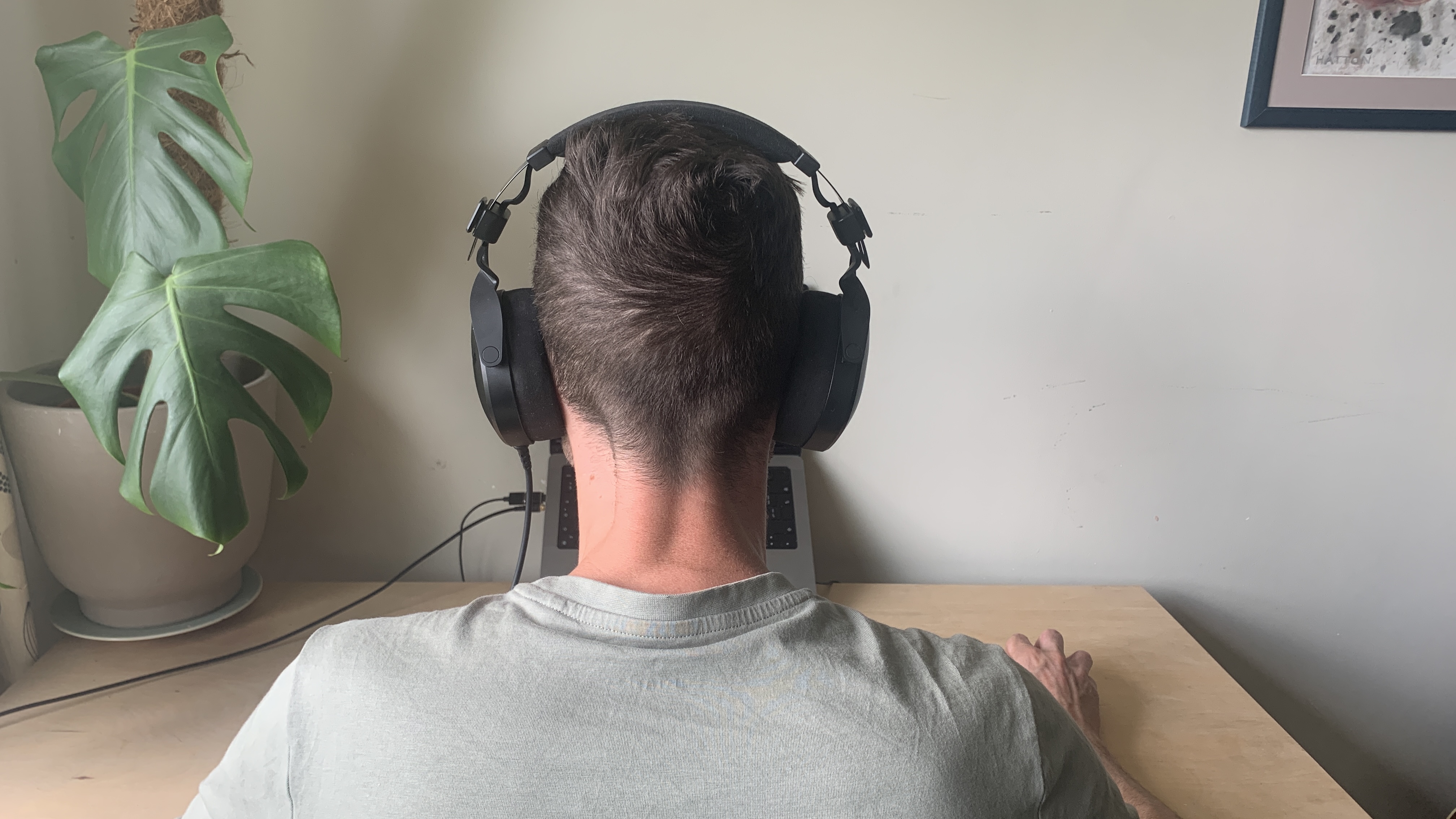 RØDE NTH-100
