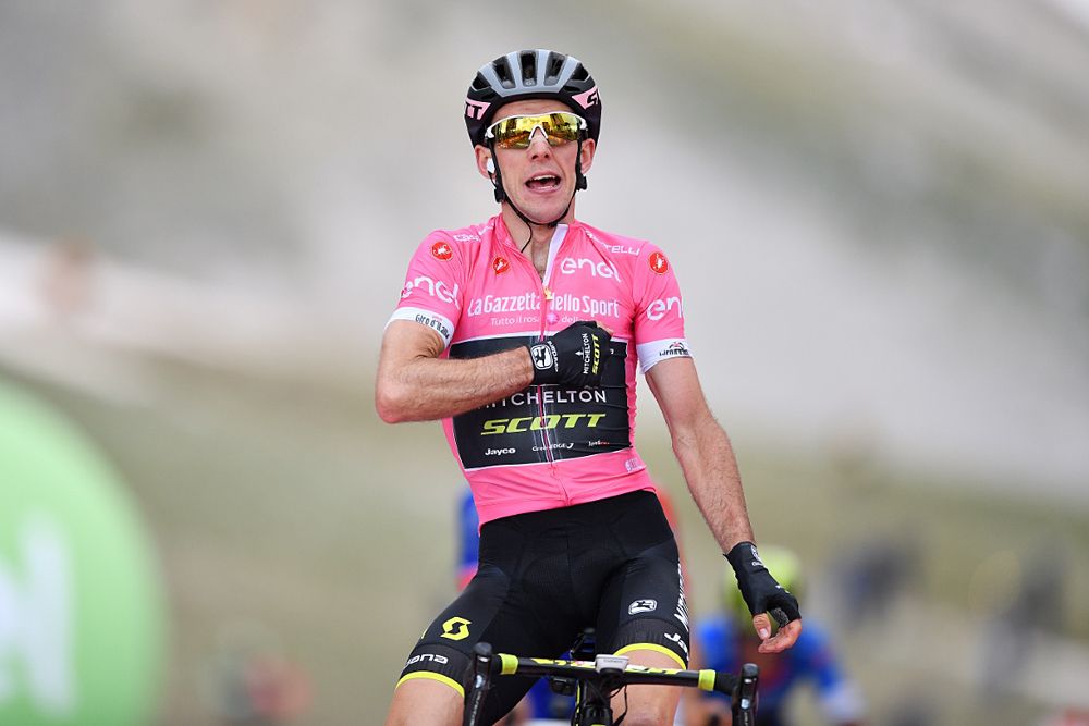 Simon Yates (Mitchelton-Scott) wins stage 9 at the Giro d'Italia