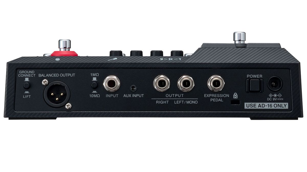 Zoom B2 Four