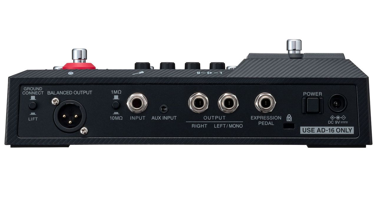 Zoom B2 Four