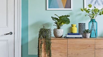 Grey living room with yellow accent stripe