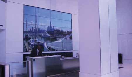 LeFrak’s Videowall Looks Past Obstructions