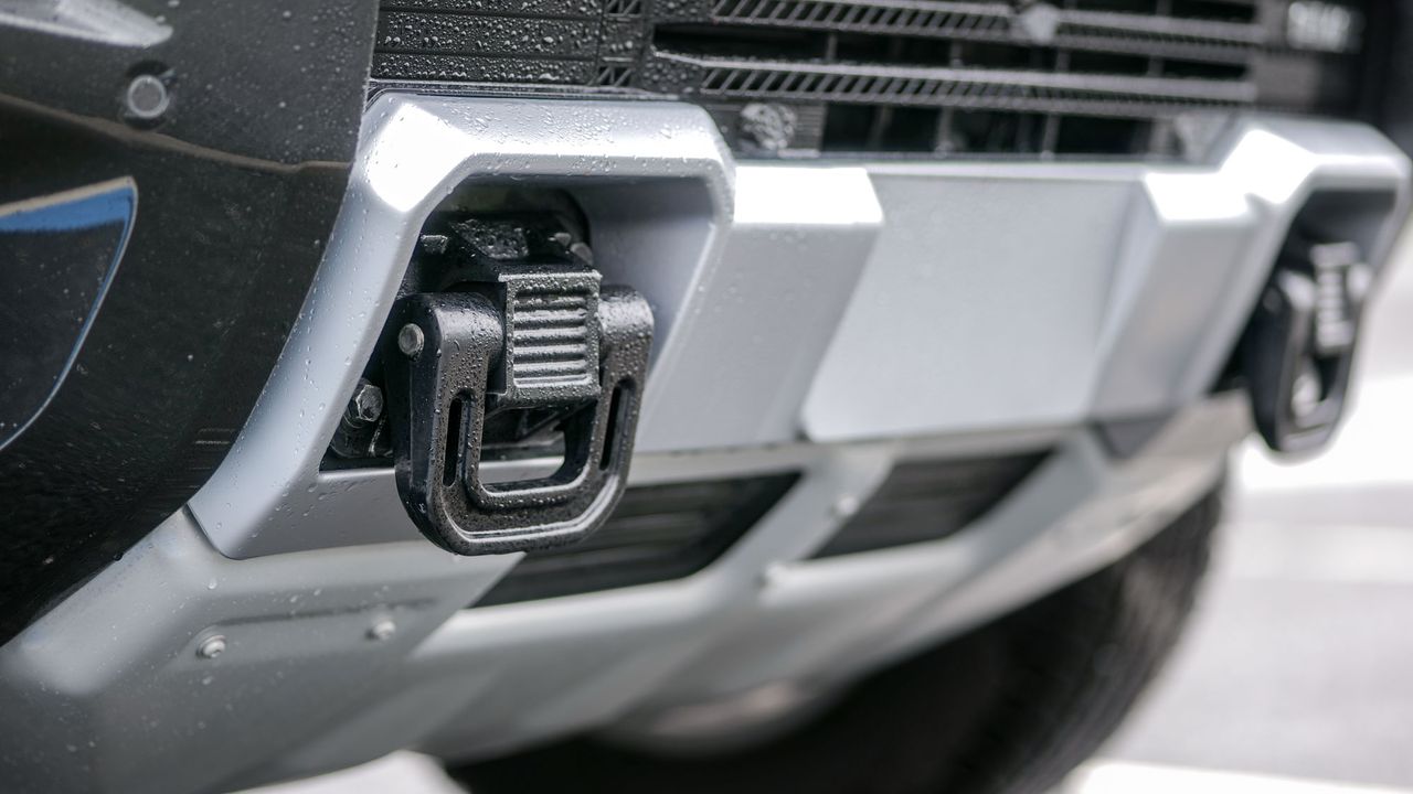 2025 GMC Hummer EV 3X SUV test drive.