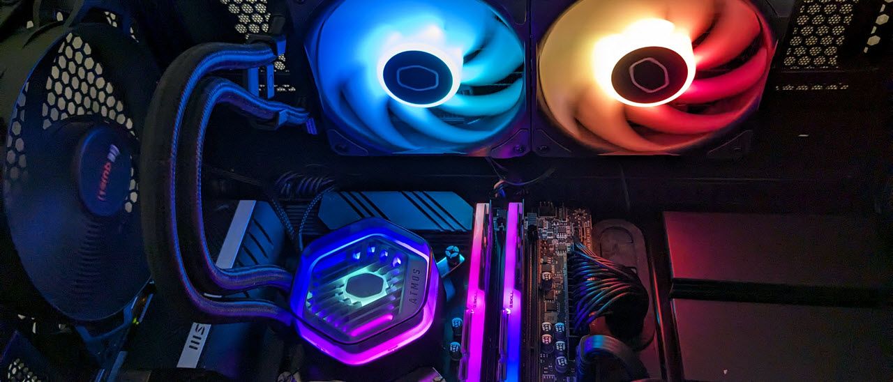Cooler Master MasterLiquid 240 Atmos Review: Dynamite in a Small