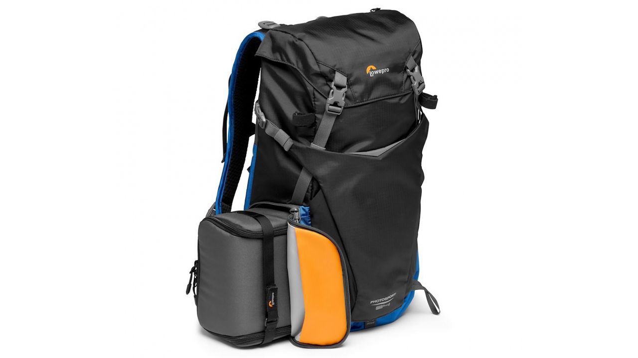 LowePro Photosport 24L backpack design