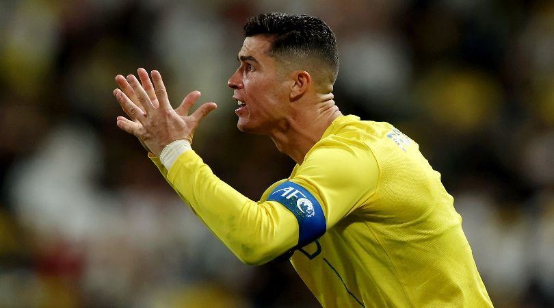 Cristiano Ronaldo criticised for ‘obscene gesture’ in response to Lionel Messi chants-ZoomTech News