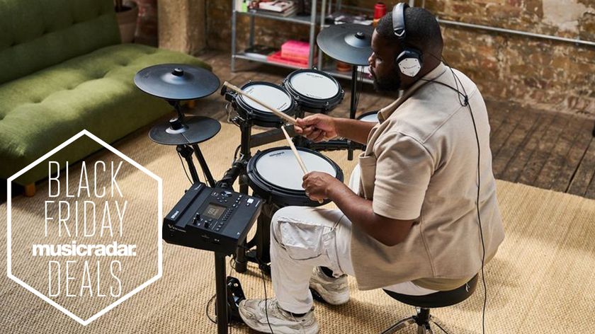 Roland TD313 with Black Friday logo