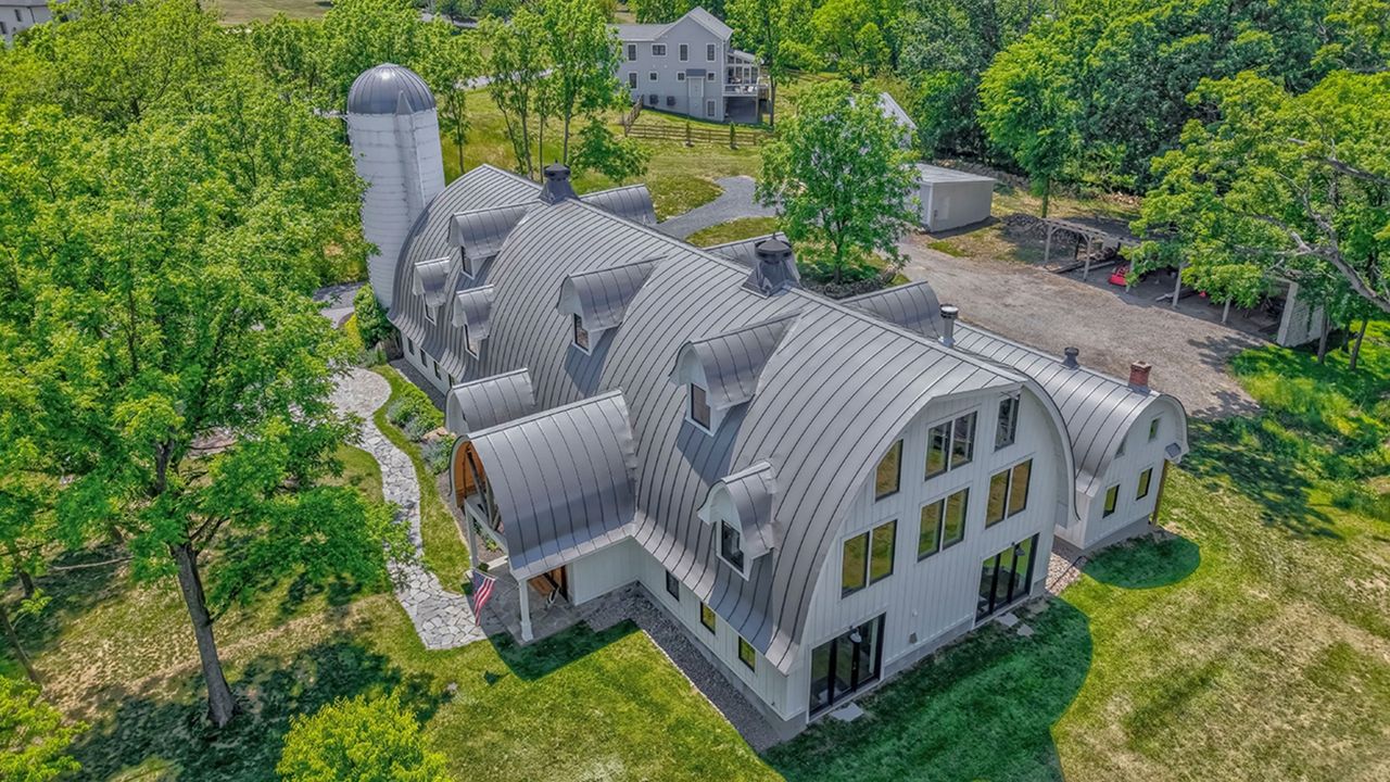 6 warm and welcoming farmhouses