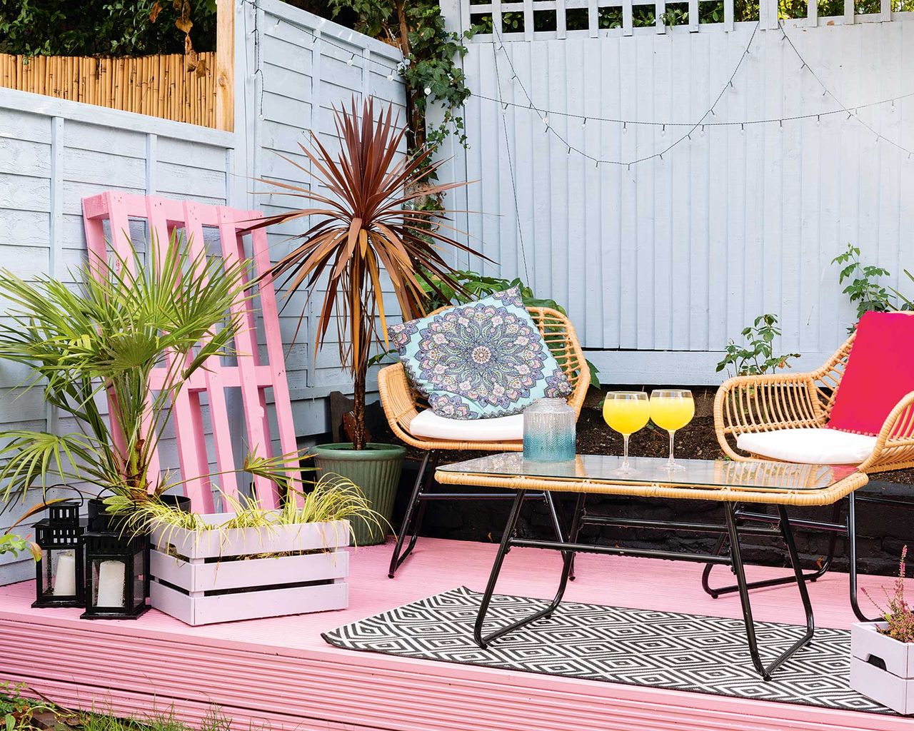Cheap decking ideas 10 affordable looks for a decked space Gardeningetc