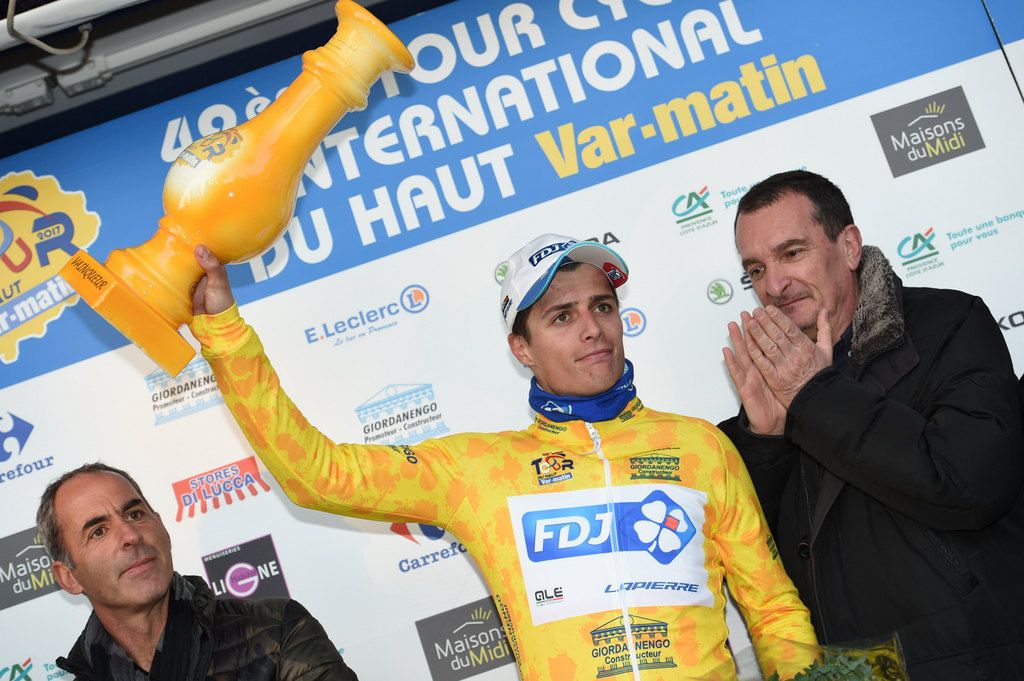 Arthur Vichot in the leader's jersey