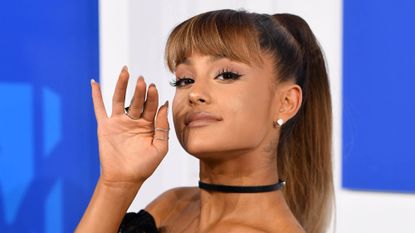 Ariana Grande attends the 2016 MTV Video Music Awards