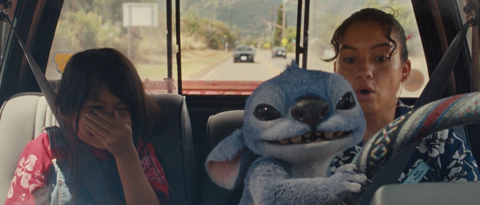 Lilo, Nani and Stitch in the car in live-action Lilo & Stitch