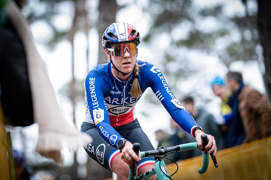 French Amandine Fouquenet pictured in action during the women elite race at the cyclocross cycling event in Heusden-Zolder, stage 5/8 in the Superprestige competition, Tuesday 23 December 2025. BELGA PHOTO DAVID PINTENS (Photo by DAVID PINTENS / BELGA MAG / Belga via AFP)