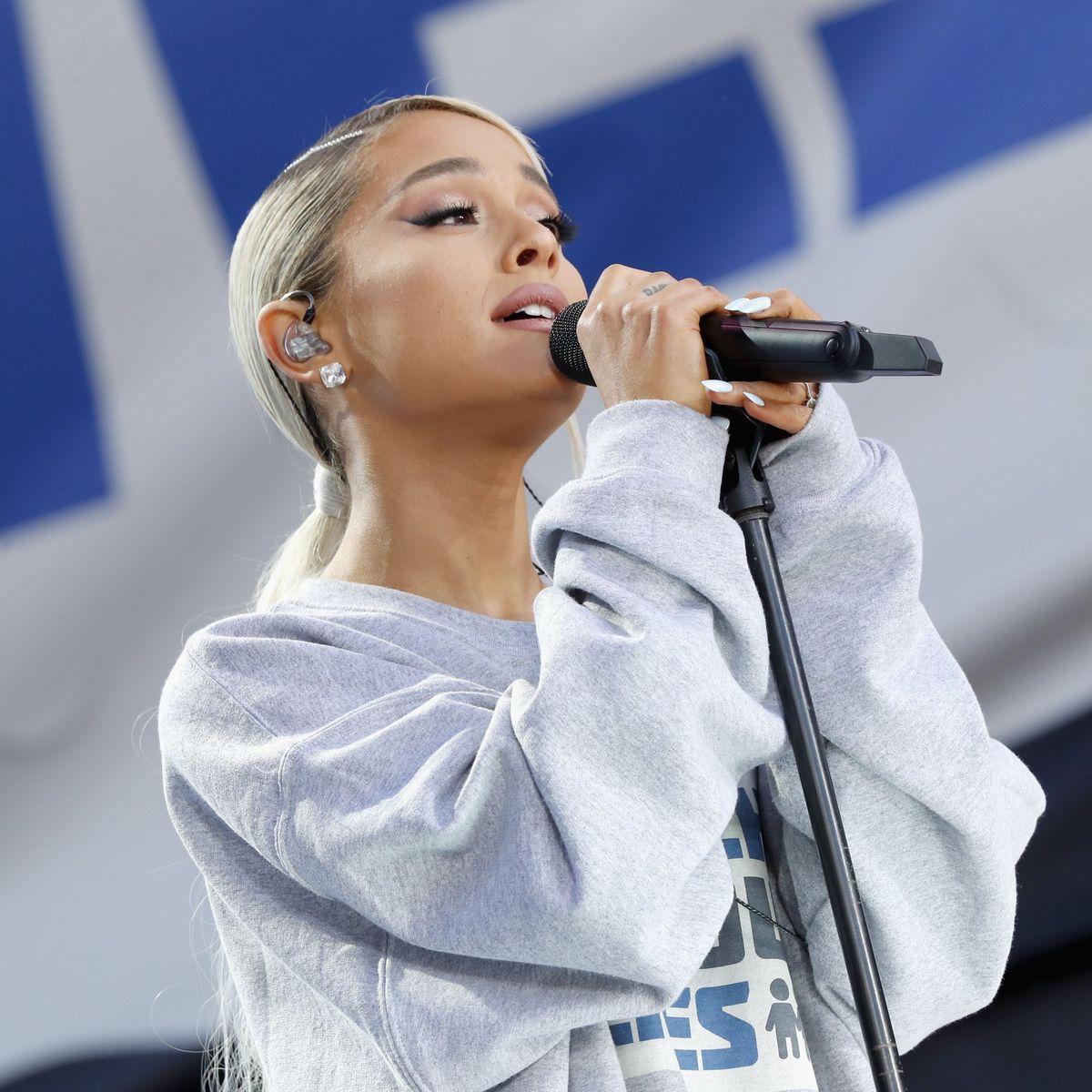 Ariana Grande Canceled 'SNL' Appearance for 